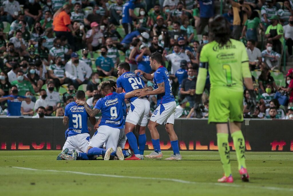 nhan-dinh-soi-keo-santos-vs-cruz-azul-luc-10h00-ngay-20-2-2025