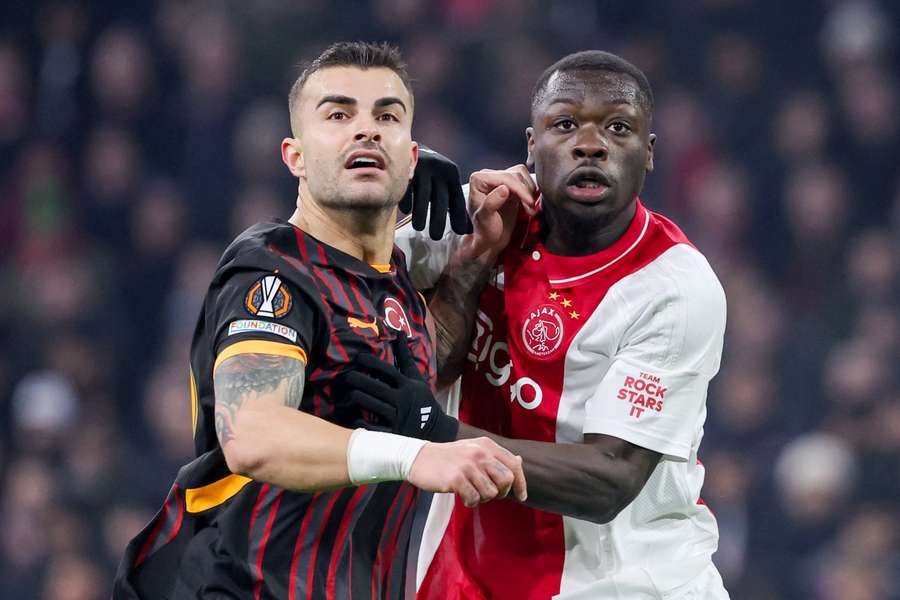nhan-dinh-soi-keo-union-saint-gilloise-vs-ajax-luc-00h45-ngay-14-2-2025-1
