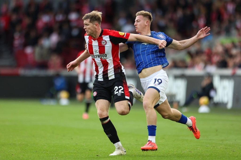Nhận định soi kèo Ipswich vs Brentford lúc 21h00 ngày 10/5/2025 nhan-dinh-soi-keo-ipswich-vs-brentford-luc-21h00-ngay-10-5-2025-1