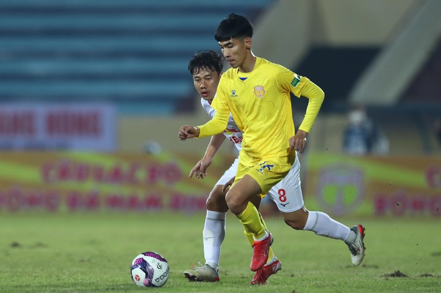 nhan-dinh-soi-keo-nam-dinh-vs-hagl-luc-18h00-ngay-18-5-2025
