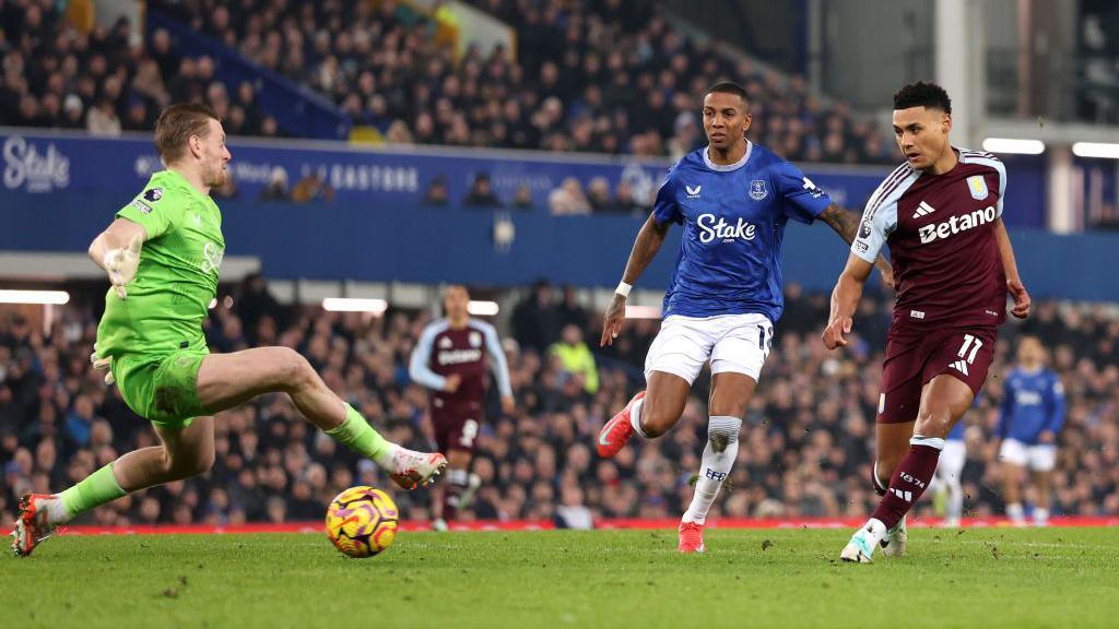 Nhận định soi kèo Everton vs Aston Villa lúc 21h00 ngày 13/9/2025