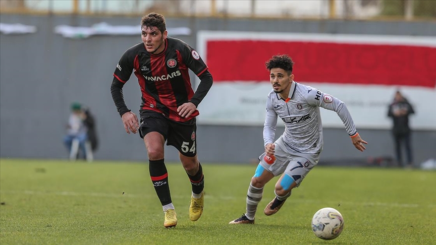 Nhận định soi kèo Karagumruk vs Basaksehir lúc 0h00 ngày 18/9/2025