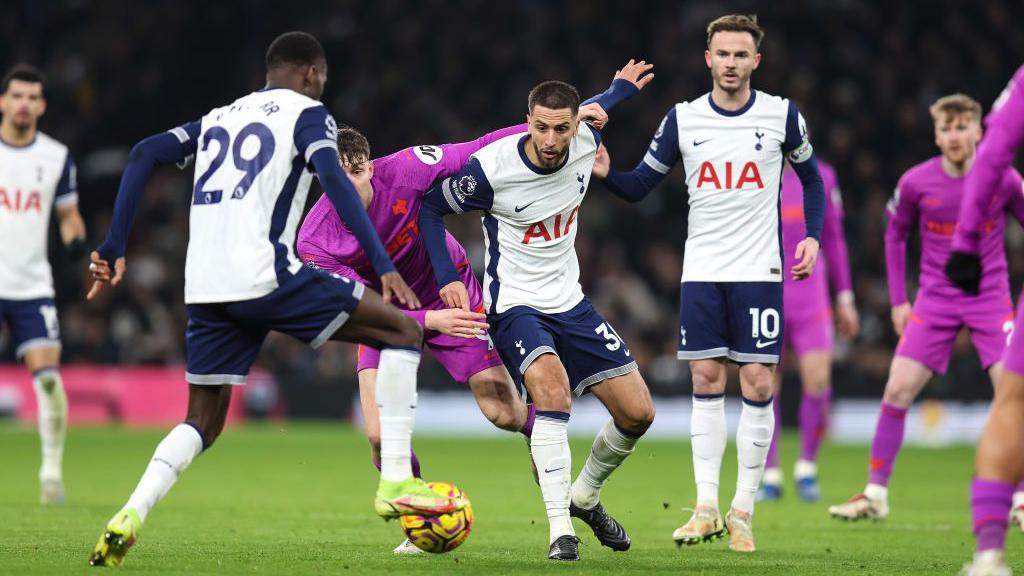 Nhận định soi kèo Tottenham vs Wolves lúc 2h00 ngày 28/9/2025