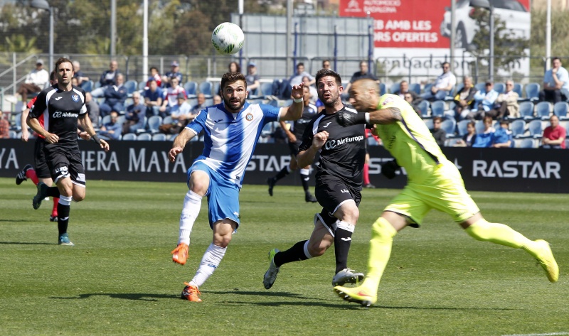 nhan-dinh-soi-keo-baleares-vs-espanyol-luc-1h00-ngay-5-12-2025
