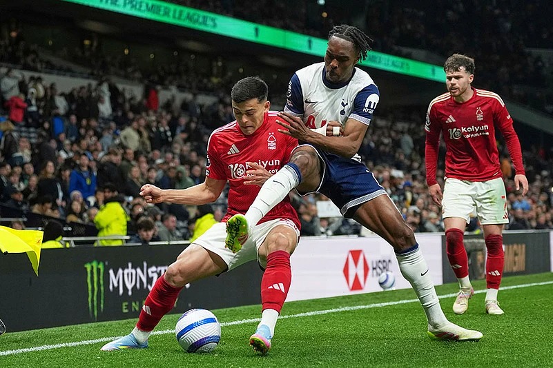 nhan-dinh-soi-keo-nottingham-forest-vs-tottenham-hotspur-luc-21h00-ngay-14-12-2025-1